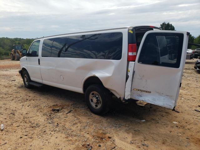 1GAZGPFG8H1217570 - 2017 CHEVROLET EXPRESS G3 LT WHITE photo 2