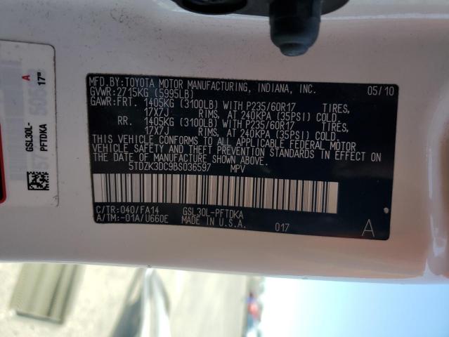 5TDZK3DC9BS036597 - 2011 TOYOTA SIENNA WHITE photo 14