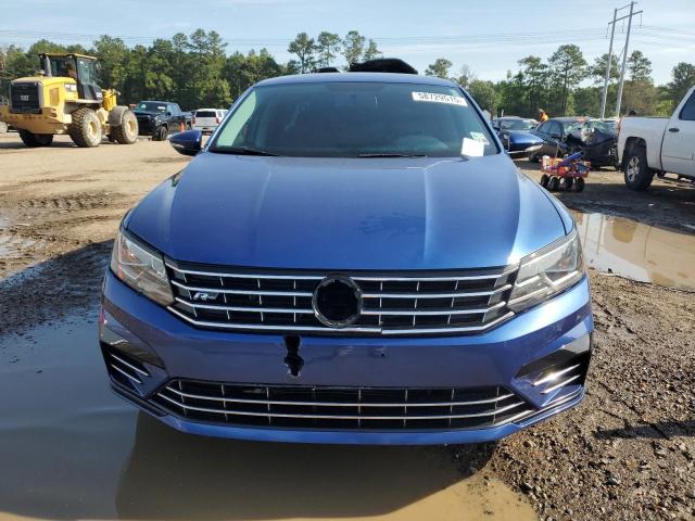 1VWDT7A37HC039542 - 2017 VOLKSWAGEN PASSAT R-LINE ლურჯი ფოტო 5