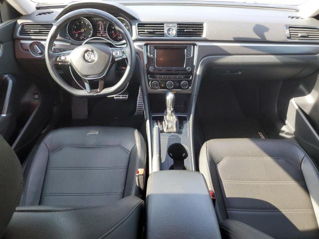1VWDT7A37HC039542 - 2017 VOLKSWAGEN PASSAT R-LINE ლურჯი ფოტო 8