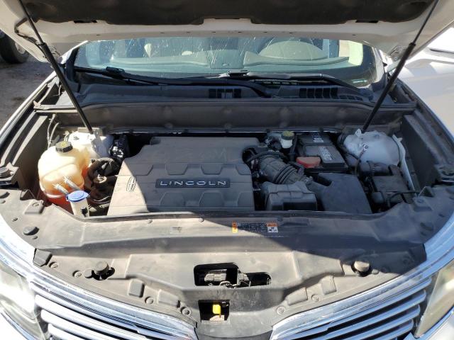 2LMPJ6LR0HBL13455 - 2017 LINCOLN MKX RESERVE WHITE photo 12