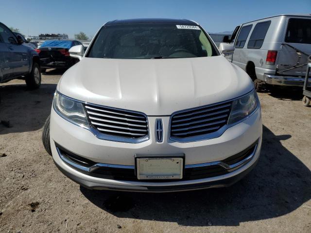 2LMPJ6LR0HBL13455 - 2017 LINCOLN MKX RESERVE WHITE photo 5