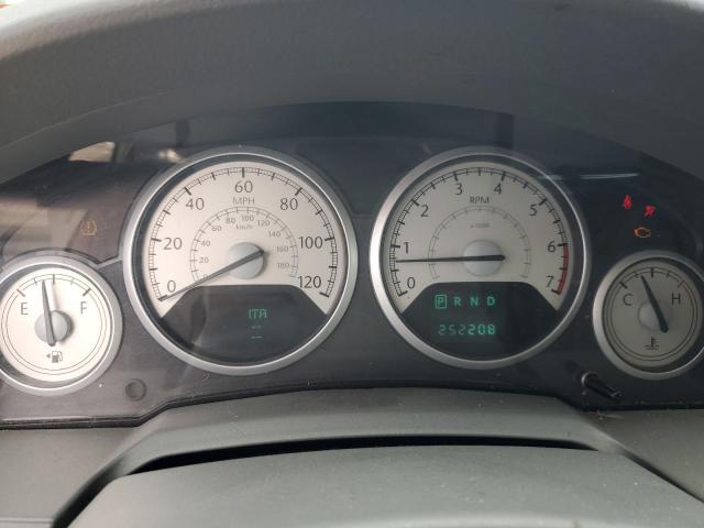 2A4RR5D14AR113755 - 2010 CHRYSLER TOWN & COU TOURING SILVER photo 9