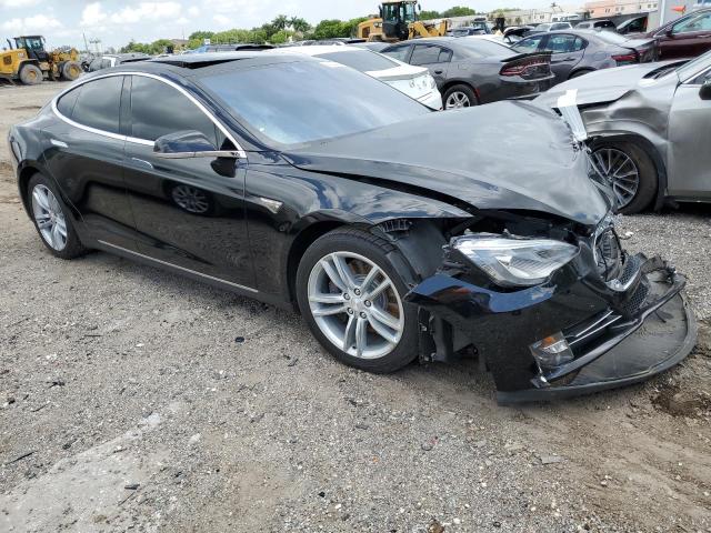 5YJSA1E22FF107955 - 2015 TESLA MODEL S Սև լուսանկար 4