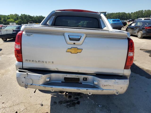 3GNMCEE01CG180773 - 2012 CHEVROLET AVALANCHE LS SILVER photo 6