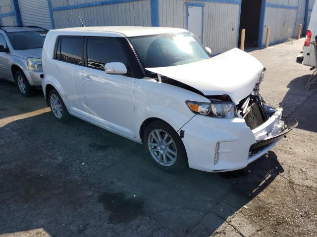 JTLZE4FE5FJ076565 - 2015 TOYOTA SCION XB 白色 照片 4