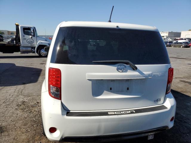 JTLZE4FE5FJ076565 - 2015 TOYOTA SCION XB 白色 照片 6