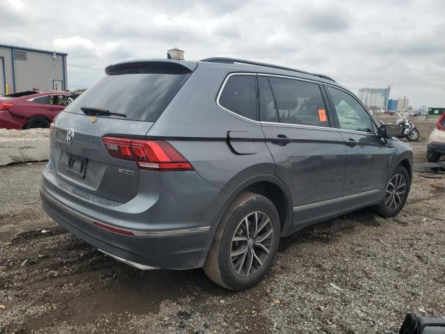 3VV2B7AX8LM010561 - 2020 VOLKSWAGEN TIGUAN SE ნაცრისფერი ფოტო 3