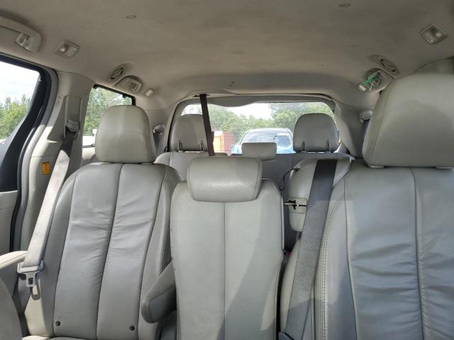 5TDYK3DC8BS142423 - 2011 TOYOTA SIENNA XLE Gümüş foto 10