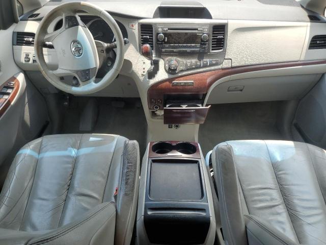 5TDYK3DC8BS142423 - 2011 TOYOTA SIENNA XLE Gümüş foto 8