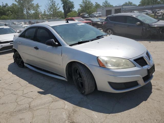1G2ZA5E09A4117469 - 2010 PONTIAC G6 SILVER photo 4
