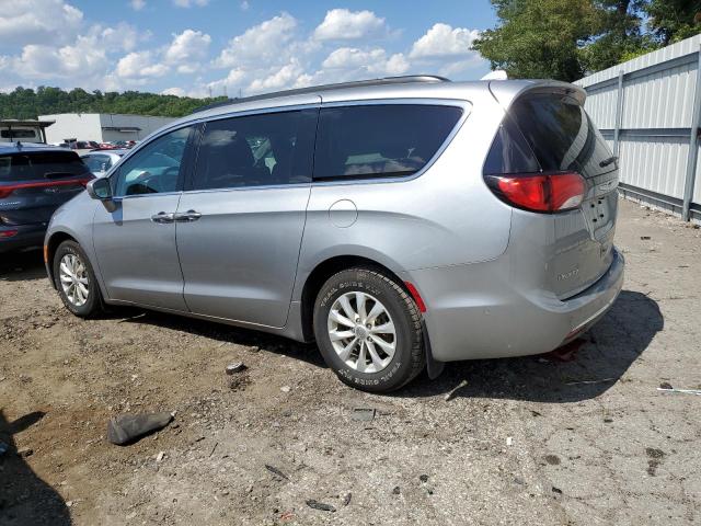 2C4RC1FG5KR532247 - 2019 CHRYSLER PACIFICA TOURING PLUS SILVER photo 2