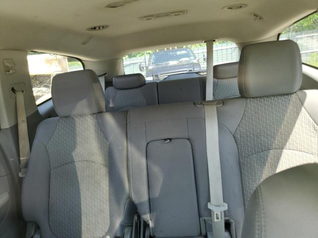 1GNKRFED6BJ212483 - 2011 CHEVROLET TRAVERSE LS GRAY photo 10