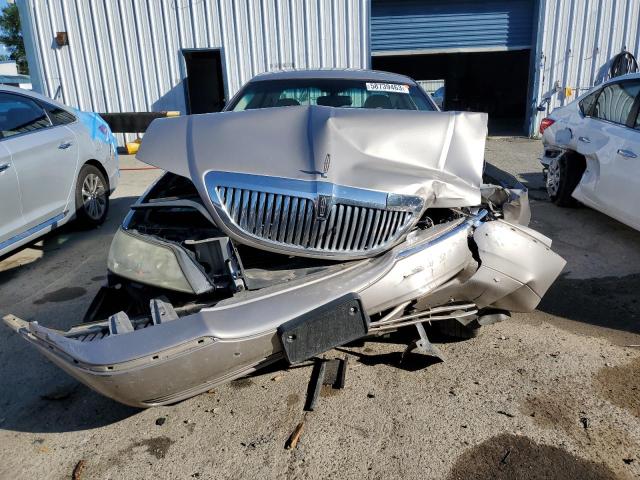 1LNHM81W73Y651085 - 2003 LINCOLN TOWN CAR EXECUTIVE TAN photo 5