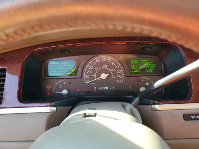 1LNHM81W73Y651085 - 2003 LINCOLN TOWN CAR EXECUTIVE TAN photo 9