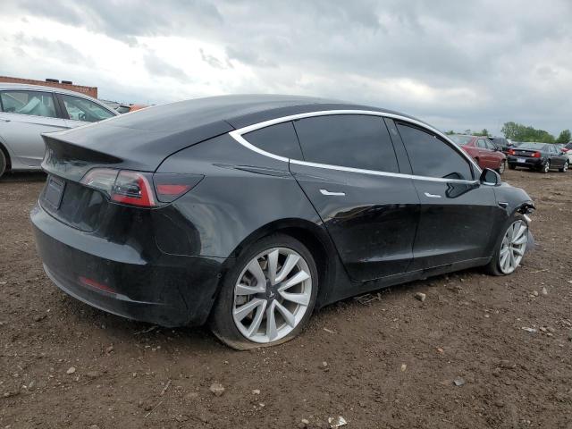 5YJ3E1EA2KF357464 - 2019 TESLA MODEL 3 Czarny zdjęcie 3