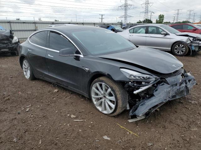 5YJ3E1EA2KF357464 - 2019 TESLA MODEL 3 Czarny zdjęcie 4