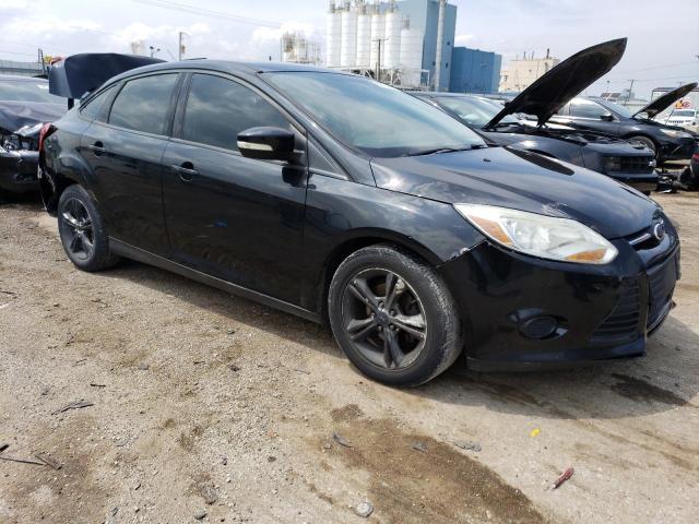 1FADP3F26EL448889 - 2014 FORD FOCUS SE BLACK photo 4