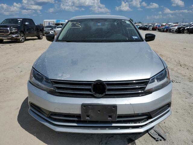 3VW2K7AJ9FM339653 - 2015 VOLKSWAGEN JETTA BASE 银色 照片 5