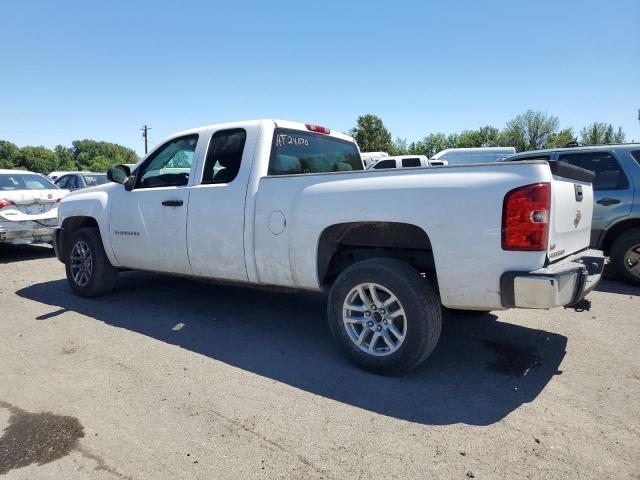 1GCRCPEA2BZ281659 - 2011 CHEVROLET SILVERADO C1500 WHITE photo 2