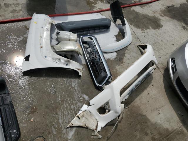 3TMJU4GN2EM169152 - 2014 TOYOTA TACOMA DOUBLE CAB PRERUNNER WHITE photo 12