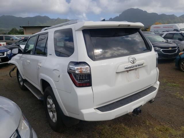 JTEBU5JR5J5600469 - 2018 TOYOTA 4RUNNER SR5/SR5 PREMIUM WHITE photo 2