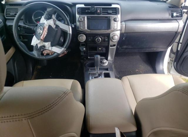 JTEBU5JR5J5600469 - 2018 TOYOTA 4RUNNER SR5/SR5 PREMIUM 白色 照片 8