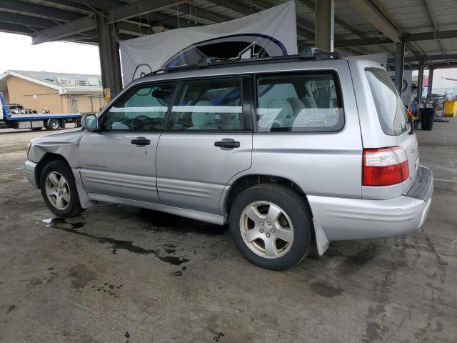 JF1SF65632H740529 - 2002 SUBARU FORESTER S SILVER photo 2