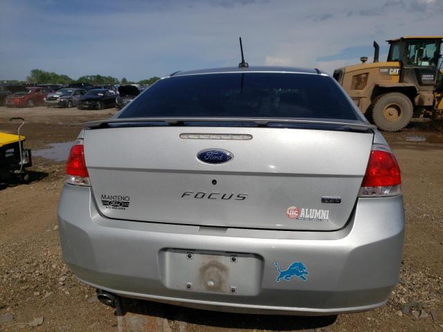 1FAHP36N29W204706 - 2009 FORD FOCUS SES SILVER photo 6