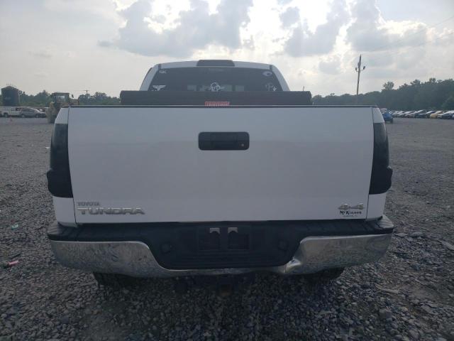 5TFBV541X8X046531 - 2008 TOYOTA TUNDRA DOUBLE CAB WHITE photo 6