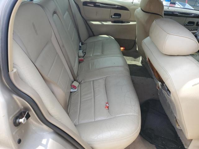 1LNHM81W7YY809609 - 2000 LINCOLN TOWN CAR EXECUTIVE BEIGE photo 10