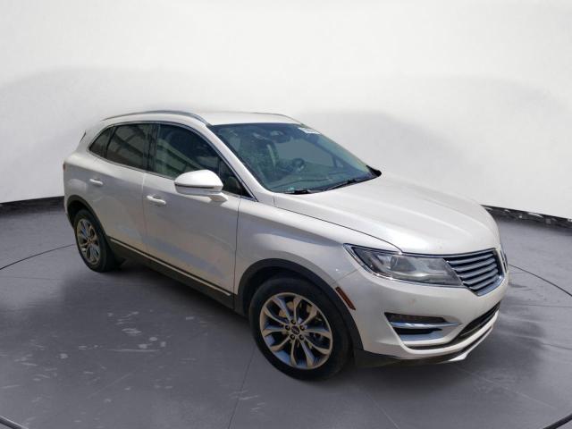 5LMCJ2C97JUL01612 - 2018 LINCOLN MKC SELECT WHITE photo 4