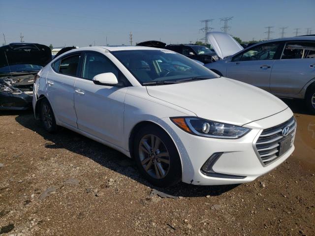 5NPD84LF7HH136089 - 2017 HYUNDAI ELANTRA SE WHITE photo 4