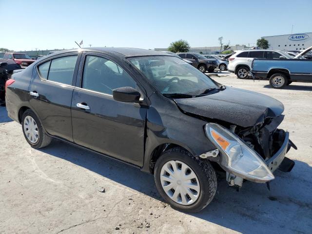 3N1CN7AP1GL819344 - 2016 NISSAN VERSA S BLACK photo 4