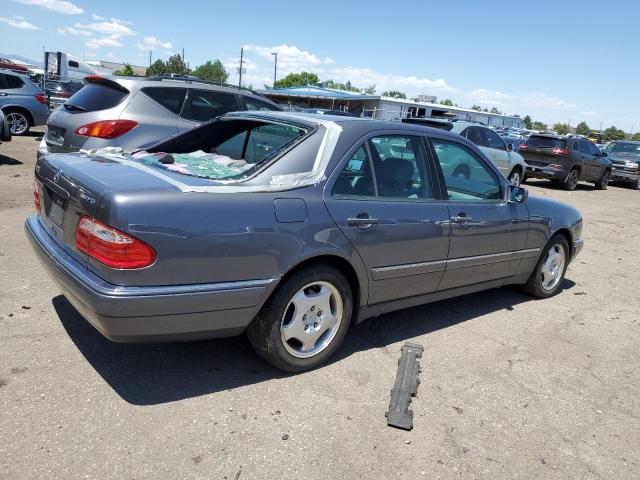 WDBJF72F9VA478530 - 1997 MERCEDES-BENZ E 420 GRAY photo 3