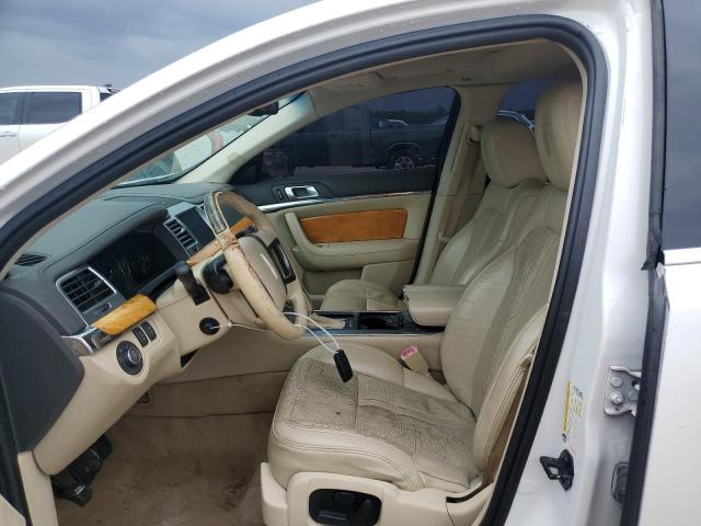 1LNHL9DRXBG607536 - 2011 LINCOLN MKS WHITE photo 7