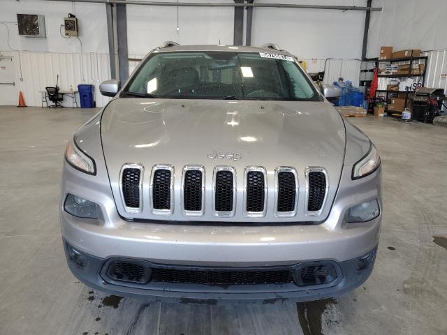 1C4PJLCB1GW369953 - 2016 JEEP CHEROKEE LATITUDE SILVER photo 5