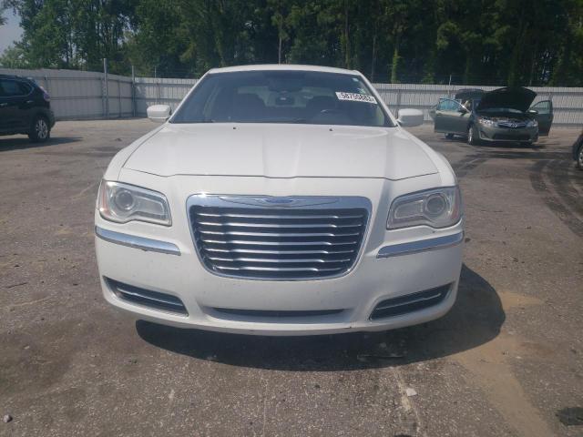 2C3CCAAG6DH533966 - 2013 CHRYSLER 300 WHITE photo 5