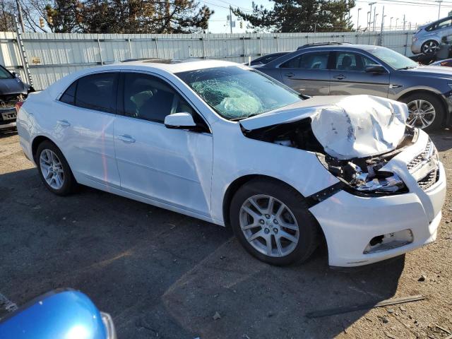 1G11C5SA8DF150304 - 2013 CHEVROLET MALIBU 1LT WHITE photo 4