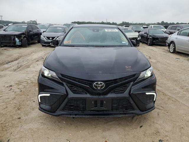 4T1G11AK2RU862994 - 2024 TOYOTA CAMRY SE NIGHT SHADE BLACK photo 5