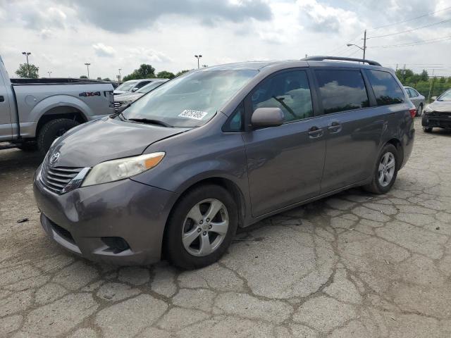 2015 TOYOTA SIENNA LE, null