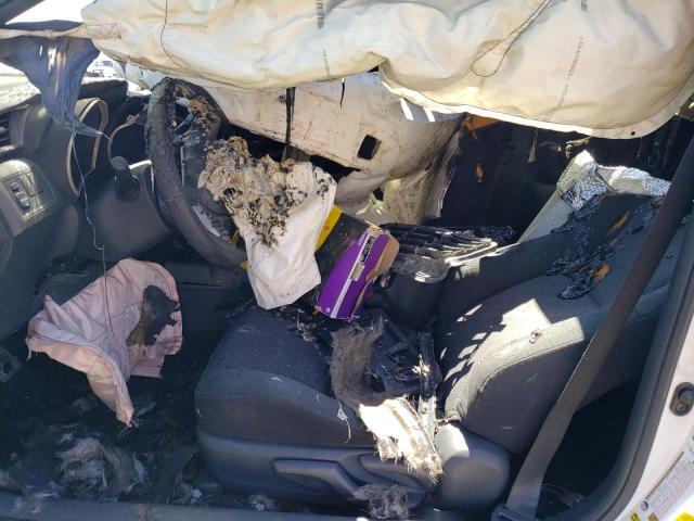 JTKJF5C72D3056253 - 2013 TOYOTA SCION TC 白色 照片 7