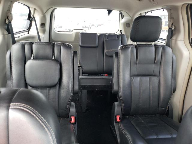 2A4RR8DG9BR677005 - 2011 CHRYSLER TOWN & COU TOURING L GOLD photo 10