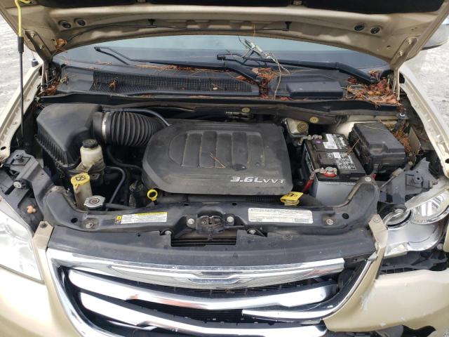 2A4RR8DG9BR677005 - 2011 CHRYSLER TOWN & COU TOURING L GOLD photo 12