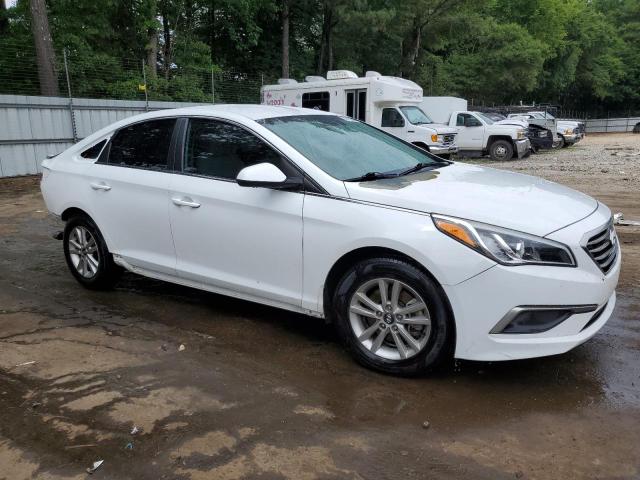 5NPE24AF4HH483212 - 2017 HYUNDAI SONATA SE WHITE photo 4