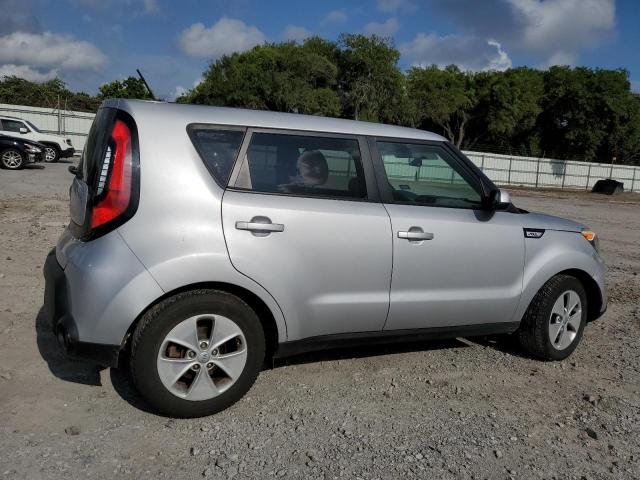 KNDJN2A22G7851199 - 2016 KIA SOUL SILVER photo 3