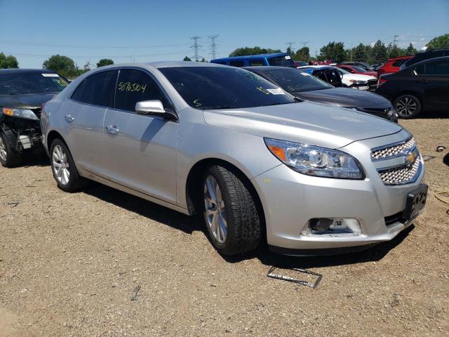 1G11H5SA8DF330450 - 2013 CHEVROLET MALIBU LTZ ვერცხლისფერი ფოტო 4