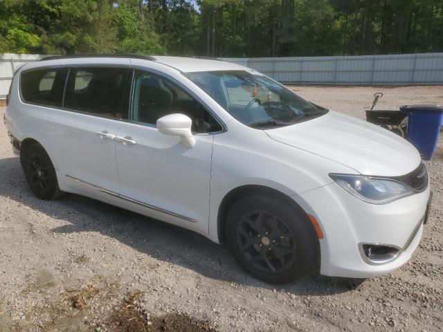 2C4RC1BG3HR763064 - 2017 CHRYSLER PACIFICA TOURING L WHITE photo 4