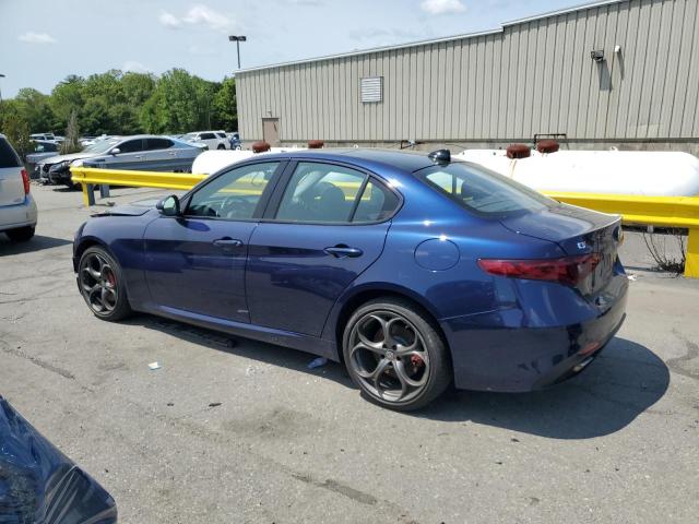 ZARFAEEN4H7548942 - 2017 ALFA ROMEO GIULIA TI Q4 BLUE photo 2