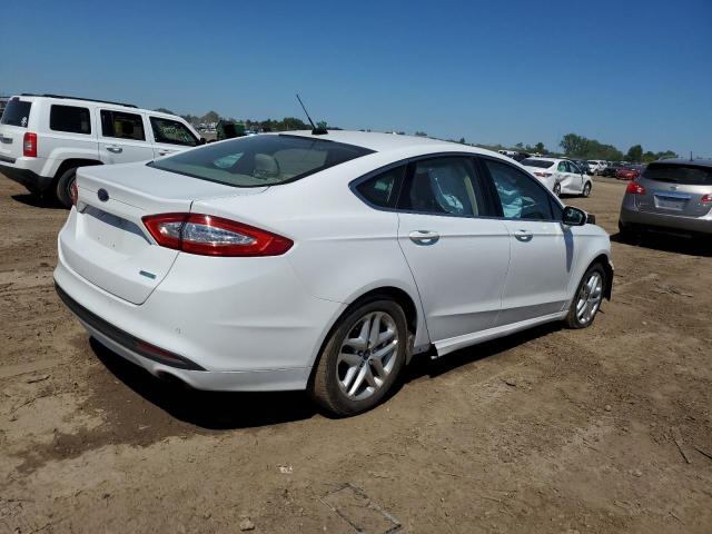 1FA6P0HD7E5357804 - 2014 FORD FUSION SE WHITE photo 3